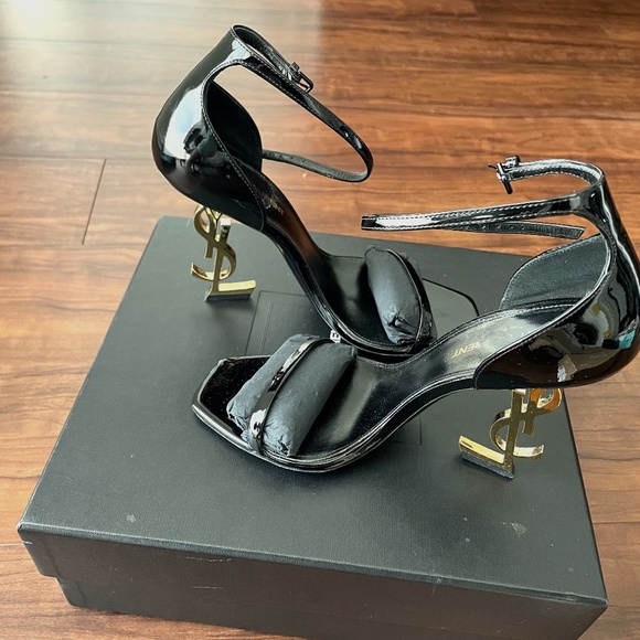 YSL  Shoes - Picture 1 of 7